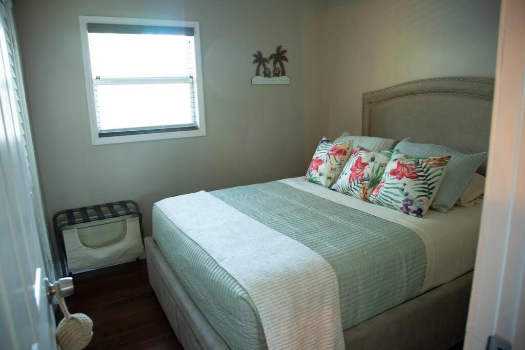 Two Bedroom Ranch With Private Deck Close To Beach Lake Worth Beach Dış mekan fotoğraf